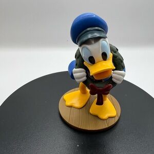 Disney Christmas Donald Duck with Wreath PVC Figurine